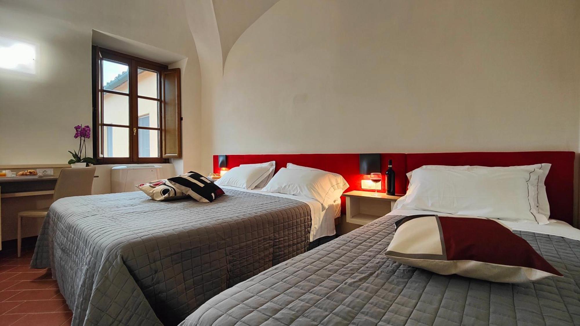Chiostro Delle Monache Hostel Volterra Eksteriør billede