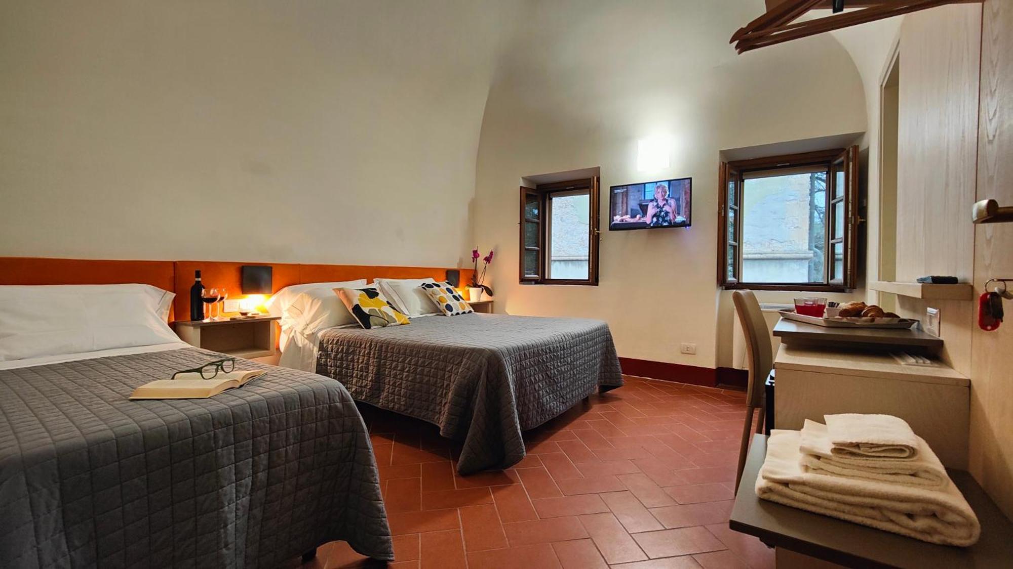 Chiostro Delle Monache Hostel Volterra Eksteriør billede