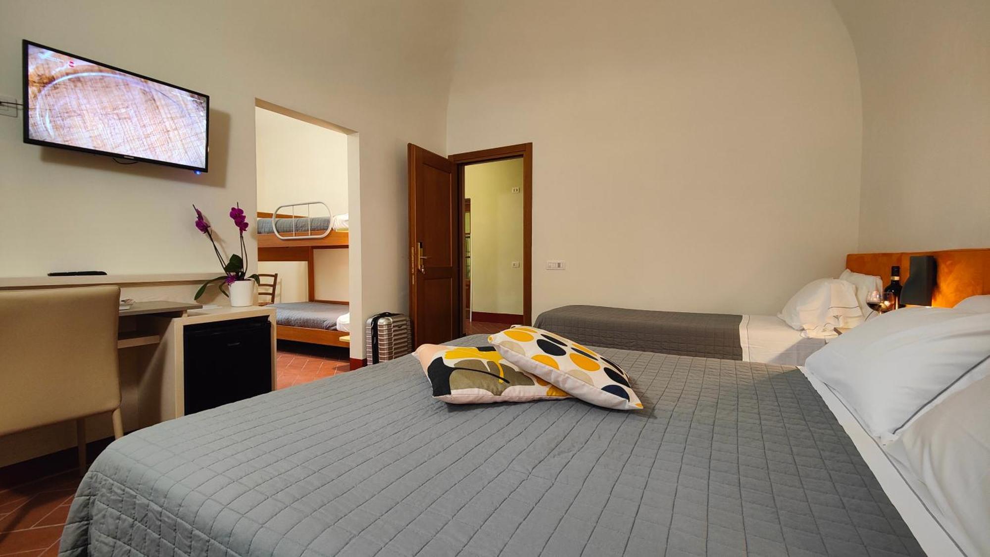 Chiostro Delle Monache Hostel Volterra Eksteriør billede