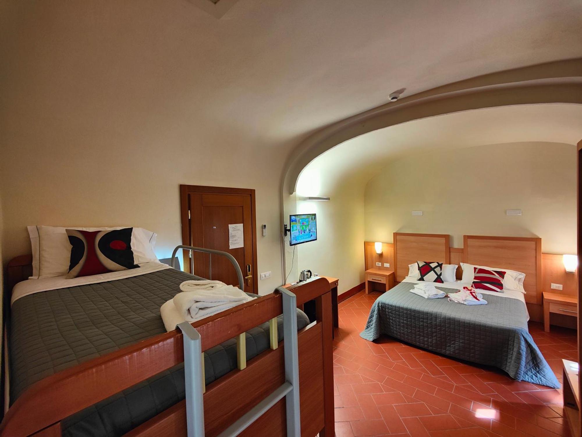 Chiostro Delle Monache Hostel Volterra Eksteriør billede
